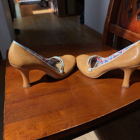 Steve Madden Prezious Heels size 8.5B - Picture 3 of 6